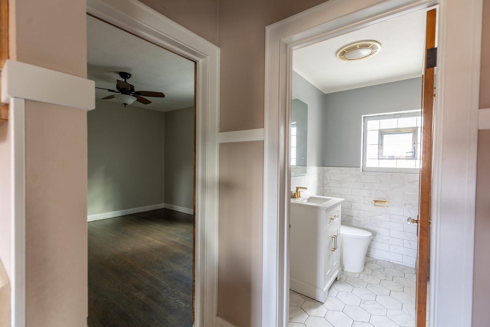 2246 Clinton Avenue Berwyn, IL 60402 - Photo 15 of 28