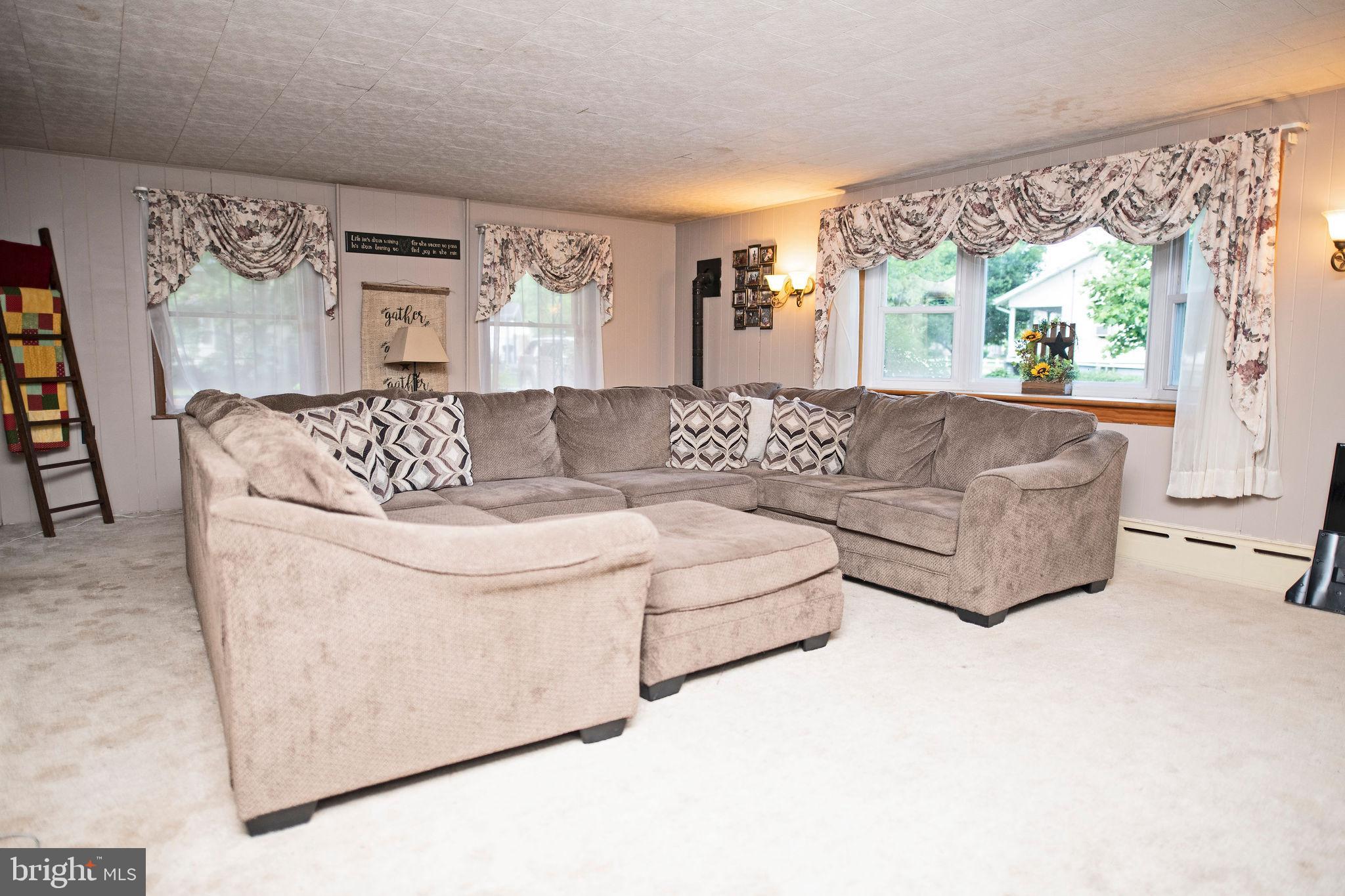 77 River Road Tamaqua, PA 18252 - Photo 4 of 32 Gallery Image 4