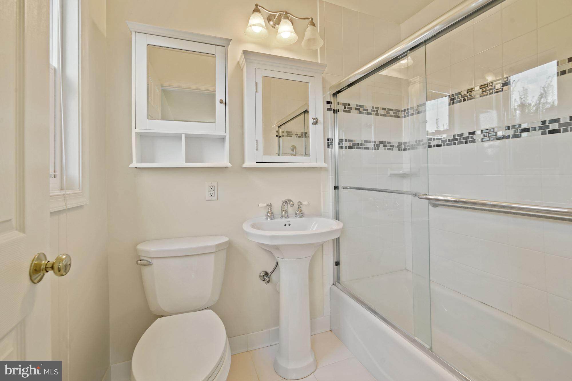 24905 Ridge Road Damascus, MD 20872 - Photo 14 of 27 Gallery Image 14