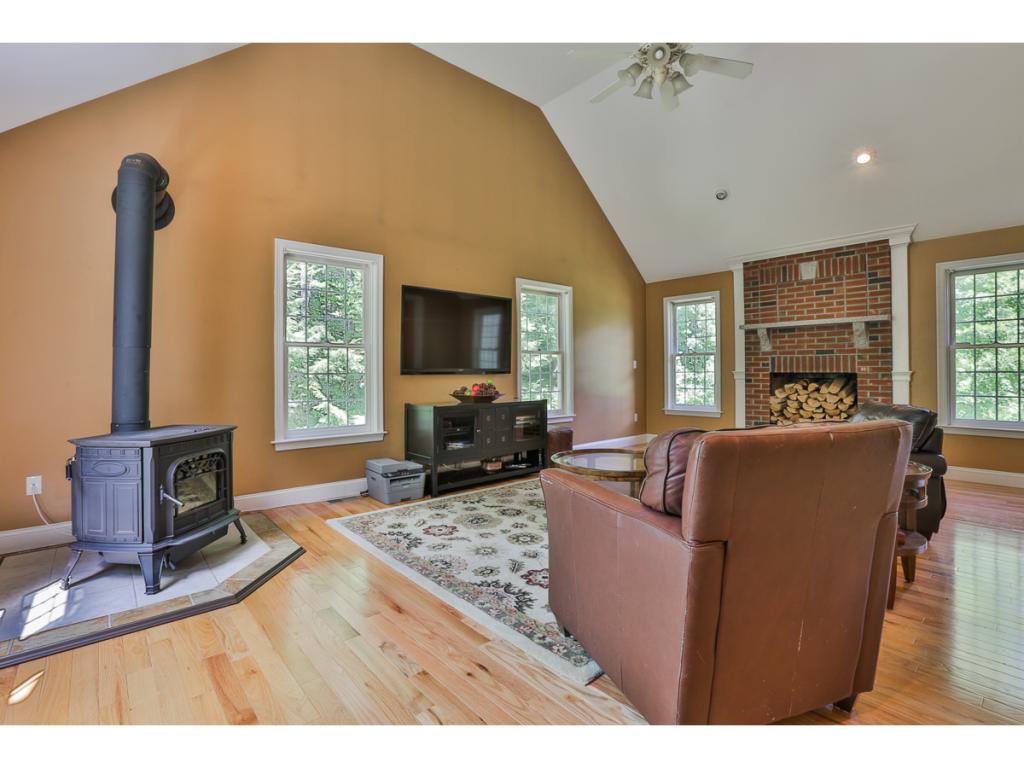 3 O'Neil Way Amherst, NH 03031 - Photo 13 of 35