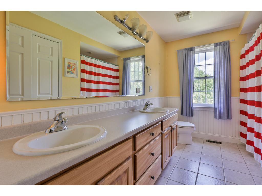 3 O'Neil Way Amherst, NH 03031 - Photo 24 of 35
