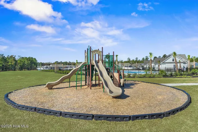 $349,990 | 4077 Farmfield Drive, Navassa, NC 28451