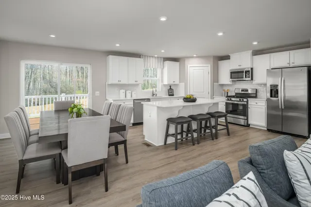 $349,990 | 4077 Farmfield Drive, Navassa, NC 28451