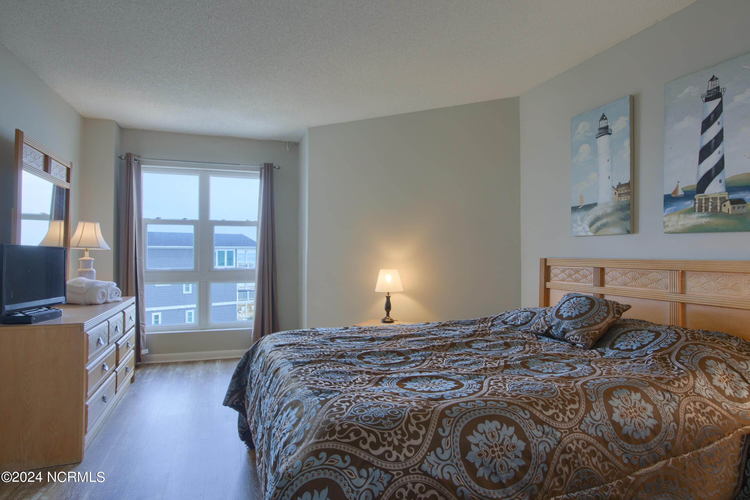 2000 New River Inlet Road, Unit 3309 North Topsail Beach, NC 28460 - Photo 18 of 30 3309 St. Regis - Interior_16