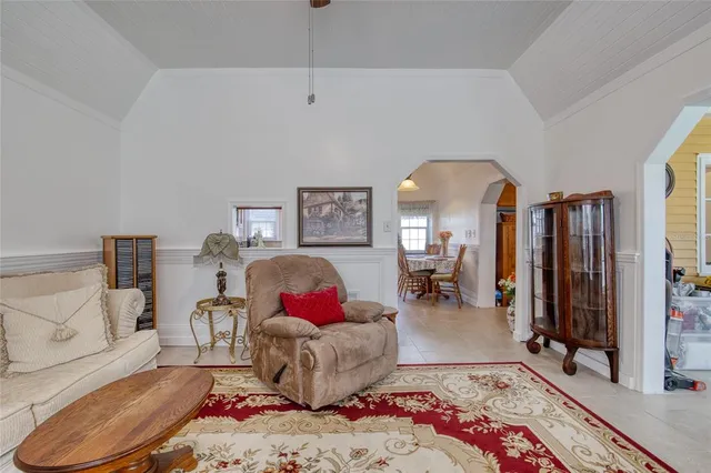 $420,000 | 8 East Magnolia Avenue, Port Orange, FL 32127