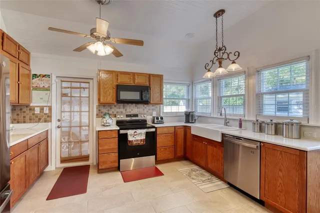 $420,000 | 8 East Magnolia Avenue, Port Orange, FL 32127