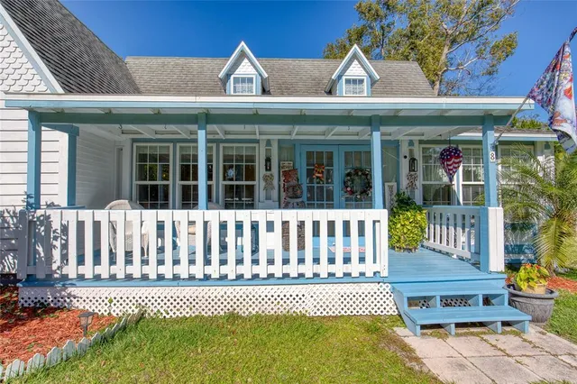 $420,000 | 8 East Magnolia Avenue, Port Orange, FL 32127