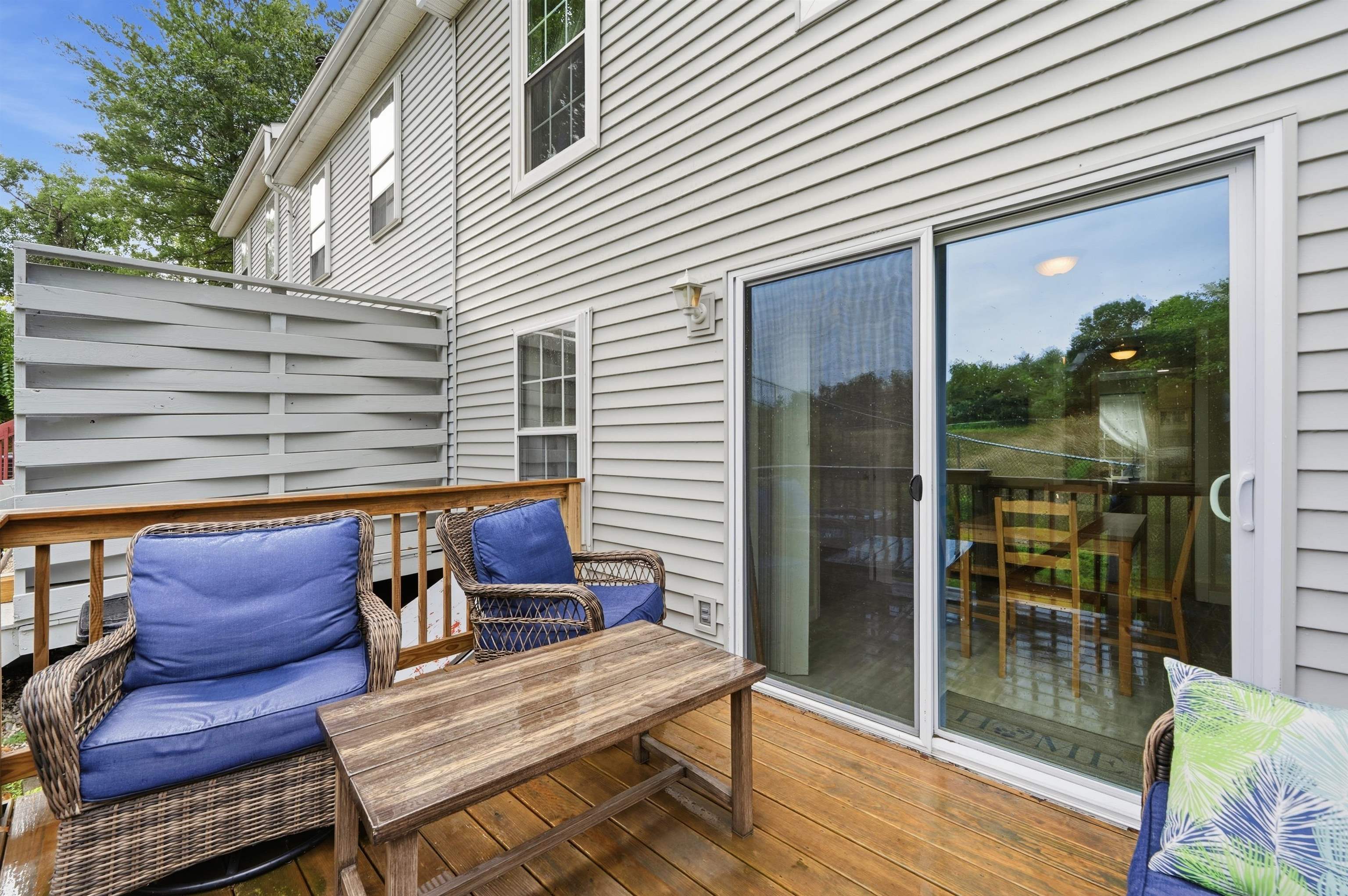 107 Franklin St Extension, Unit 8 Derry, NH 03038 - Photo 35 of 45