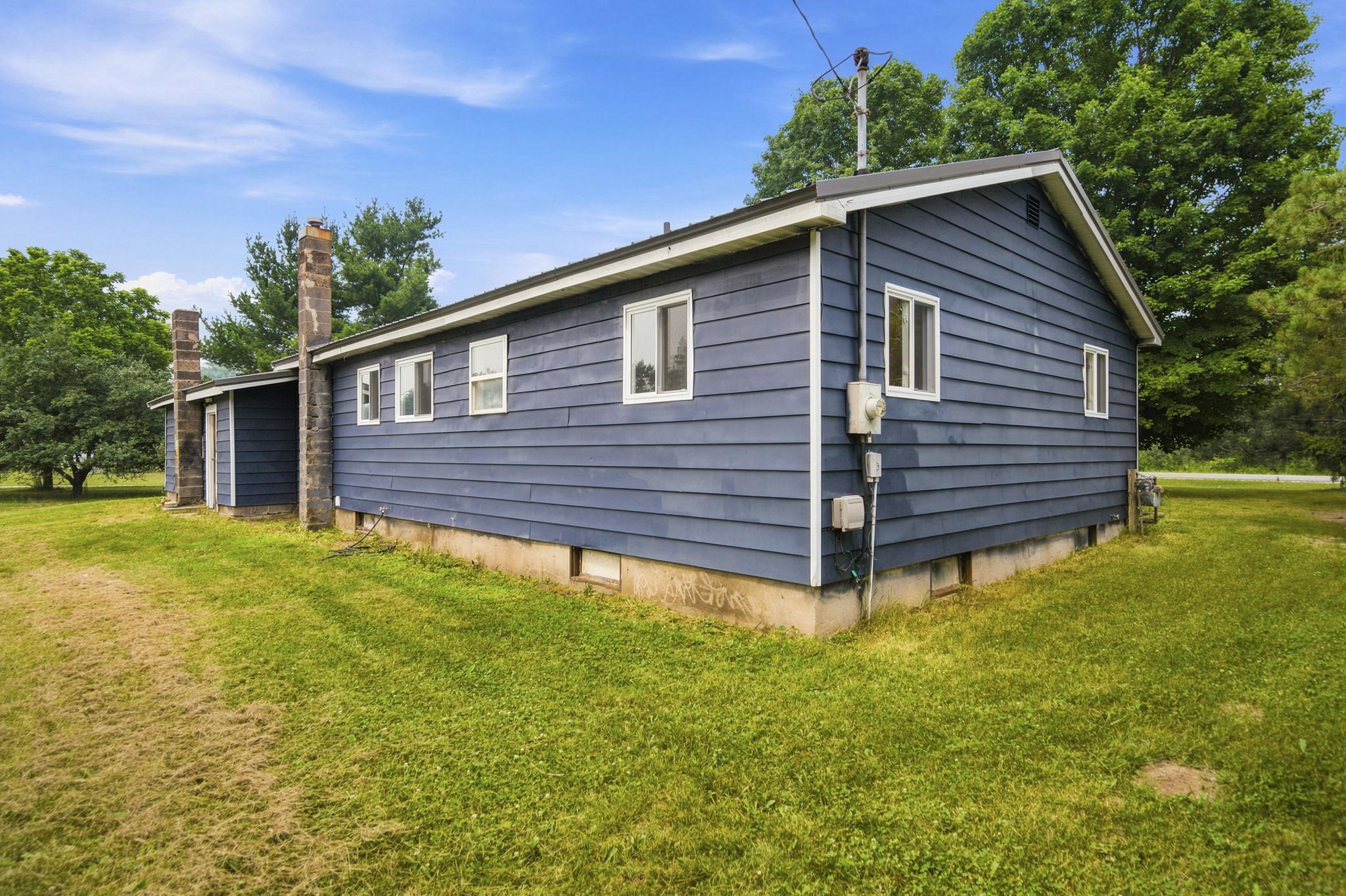 3490 South 37 Road Cadillac, MI 49601 - Photo 28 of 30 1948107-1734ab5b-6ebd-4707-a072-e34ef25a0f27.JPG