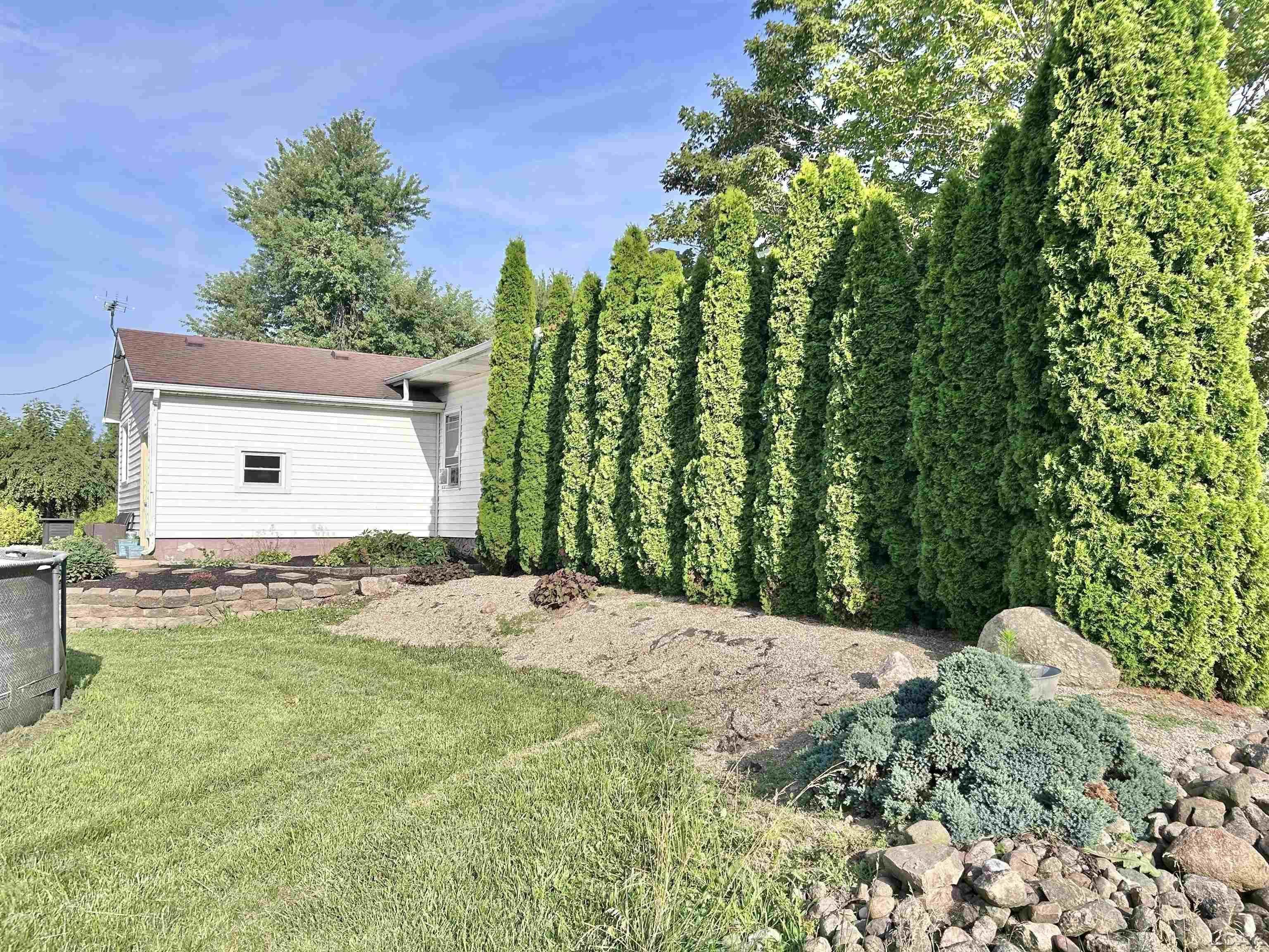 13776 Wabash Road Morenci, MI 49256 - Photo 4 of 25