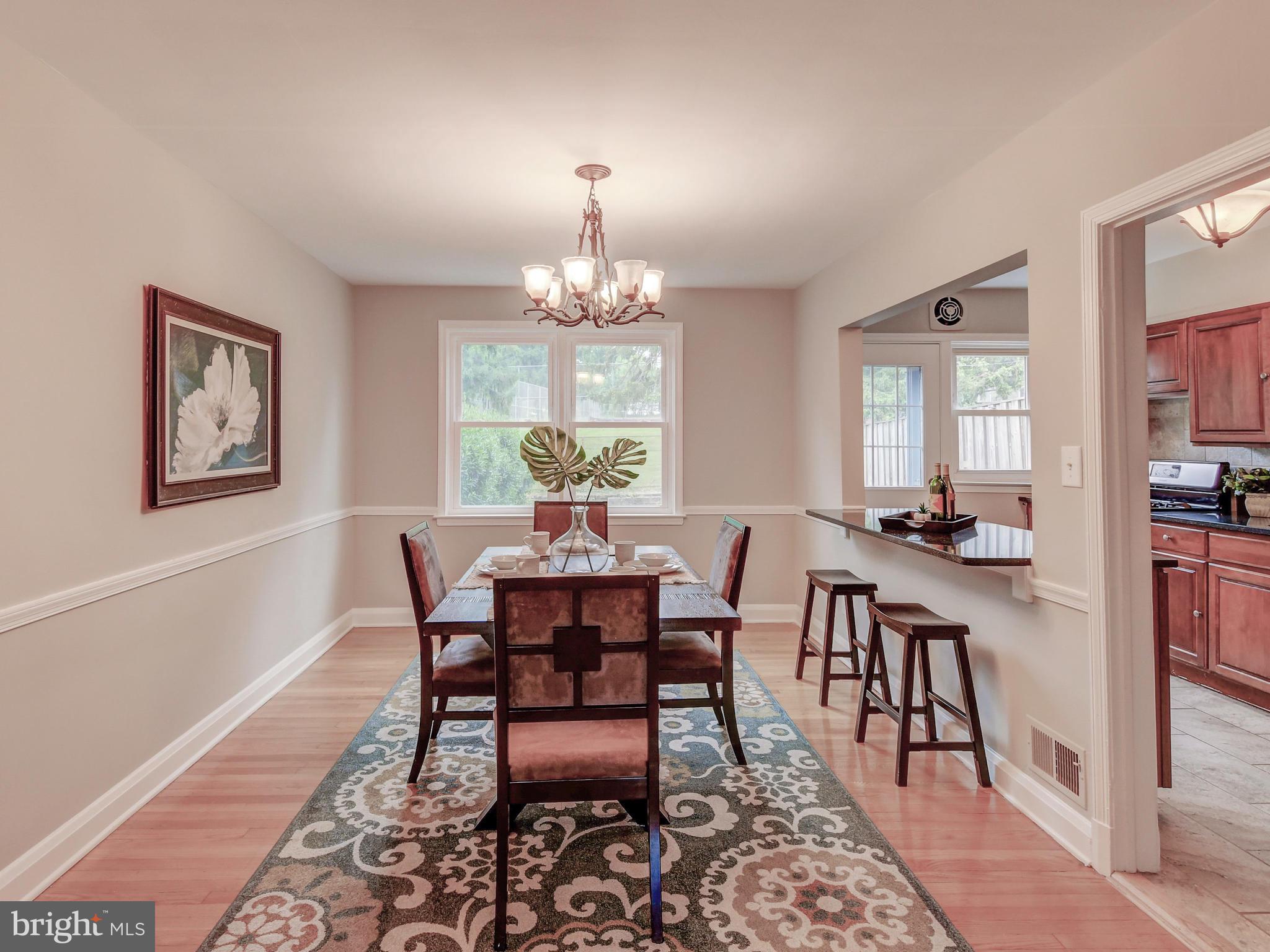 7118 Heathfield Road Baltimore, MD 21212 - Photo 14 of 42 Dining Room