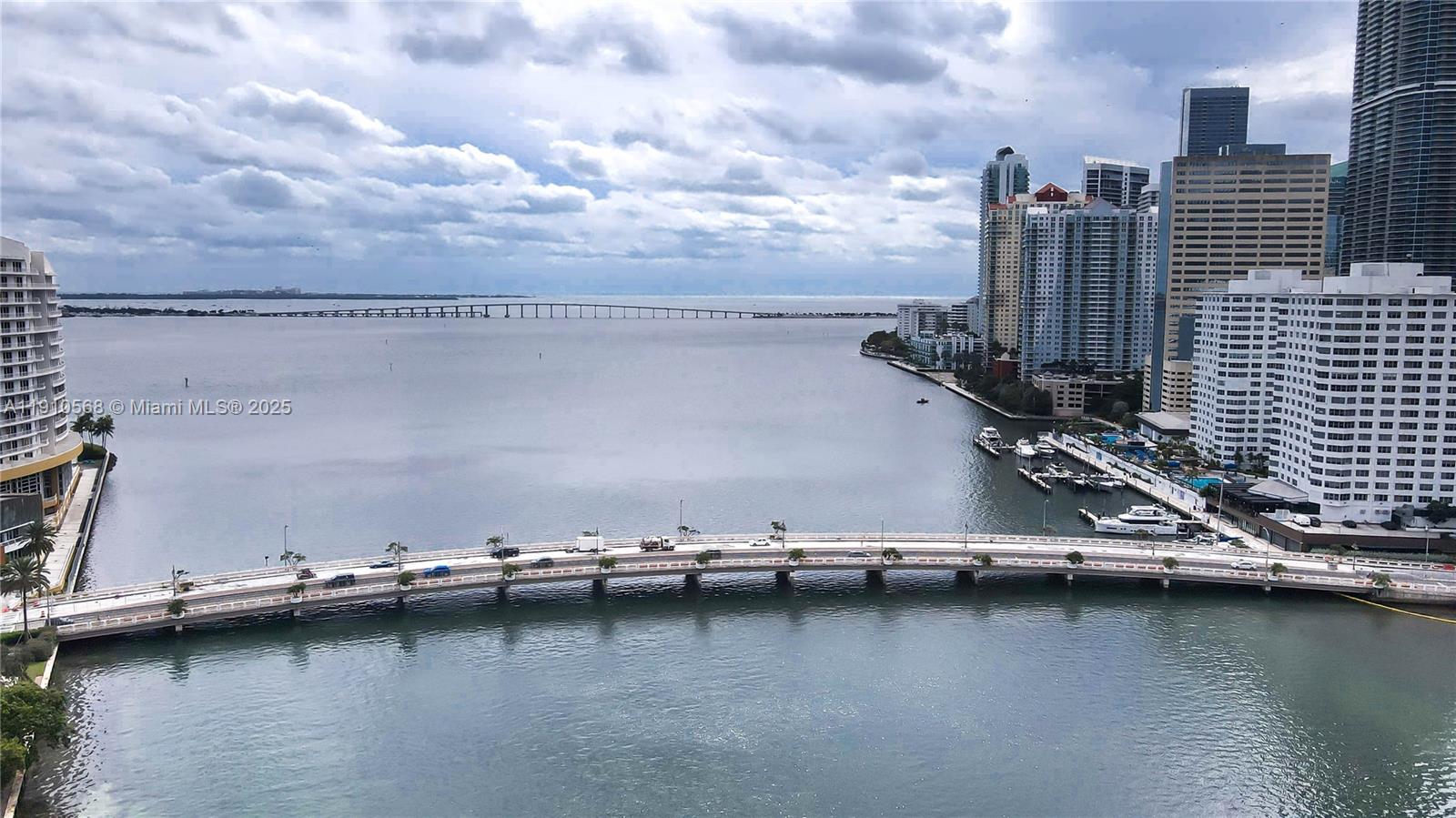 701 Brickell Key Boulevard, Unit 1912 Miami, FL 33131 - Photo 46 of 67