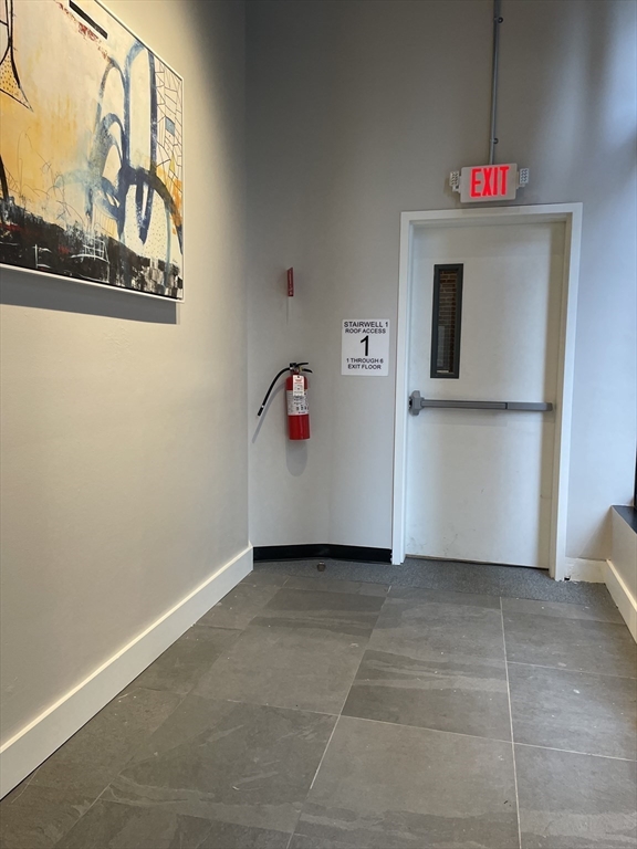 281 Franklin Street, Unit 402 Boston, MA 02110 - Photo 22 of 24