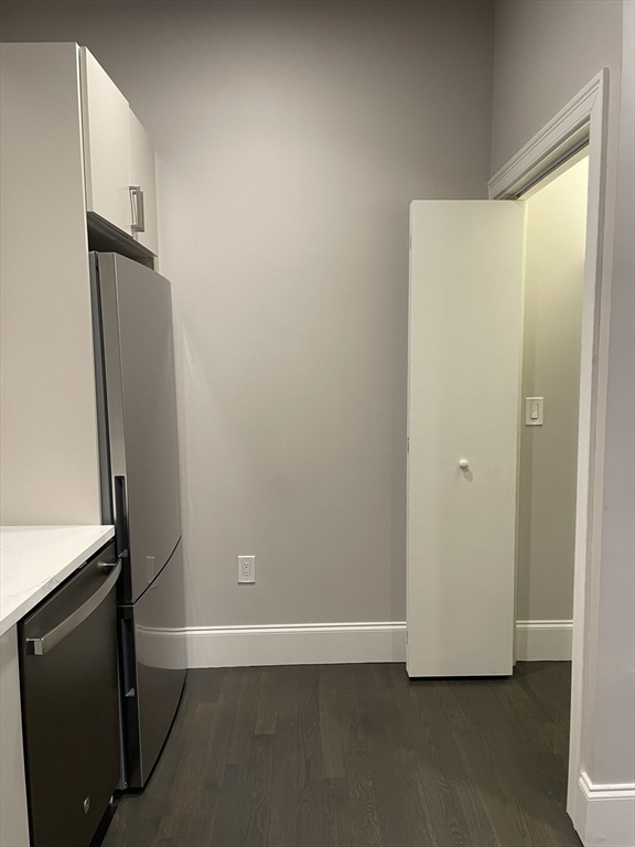 281 Franklin Street, Unit 402 Boston, MA 02110 - Photo 6 of 24