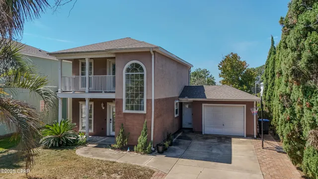 $2,500 | 5625 South Lagoon Drive, Panama City, FL 32408