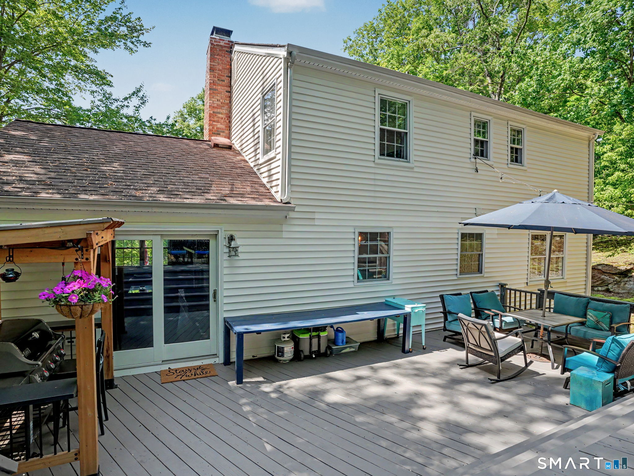 524 Nonopoge Road Fairfield, CT 06825 - Photo 29 of 34