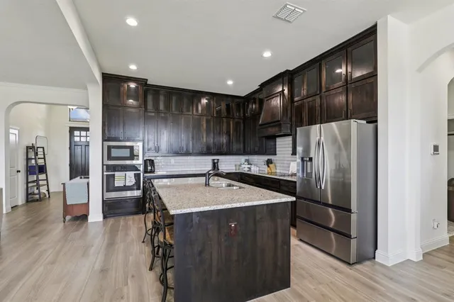 $568,000 | 430 Solo Rdg Drive, Waxahachie, TX 75167