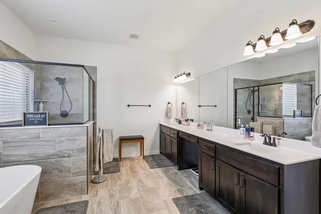 $568,000 | 430 Solo Rdg Drive, Waxahachie, TX 75167