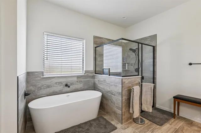 $568,000 | 430 Solo Rdg Drive, Waxahachie, TX 75167