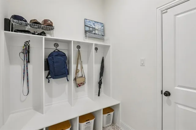 $568,000 | 430 Solo Rdg Drive, Waxahachie, TX 75167