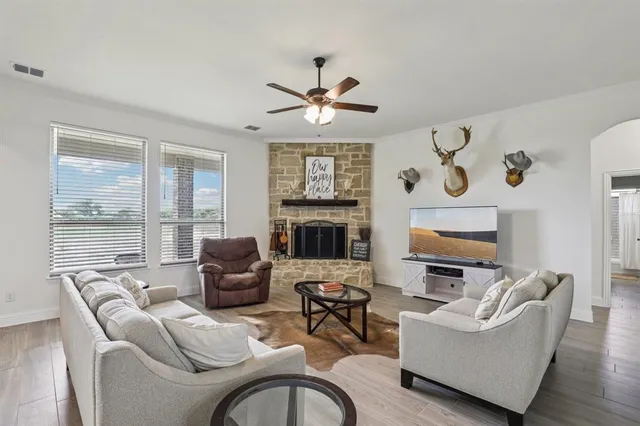 $568,000 | 430 Solo Rdg Drive, Waxahachie, TX 75167