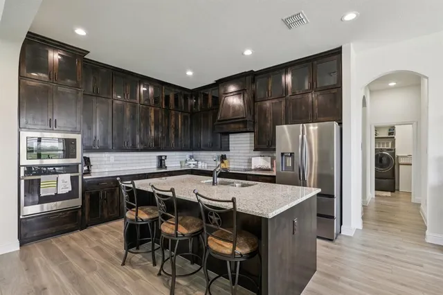 $568,000 | 430 Solo Rdg Drive, Waxahachie, TX 75167