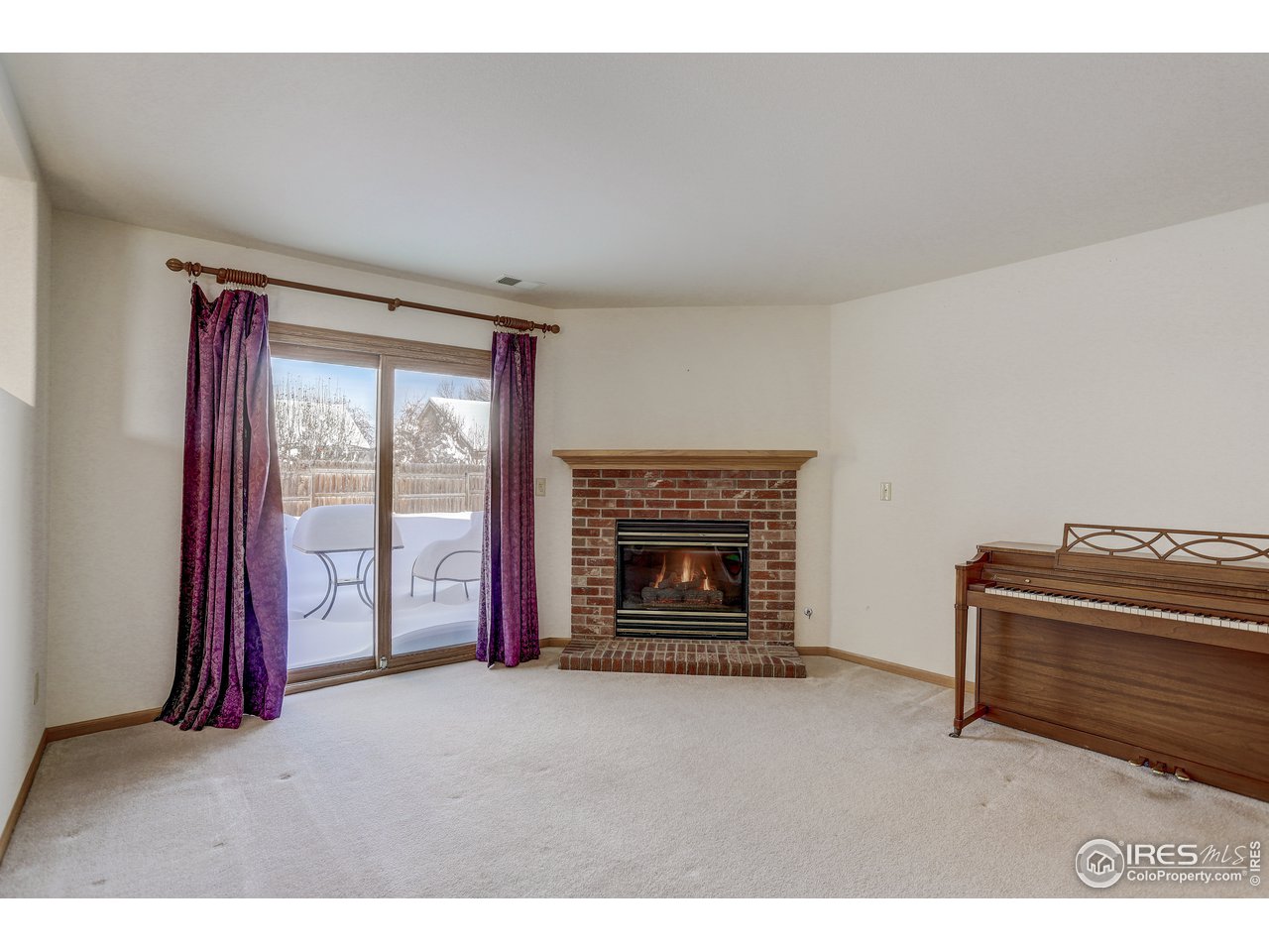 2624 Bison Road Fort Collins, CO 80525 - Photo 11 of 29 Gas Fireplace