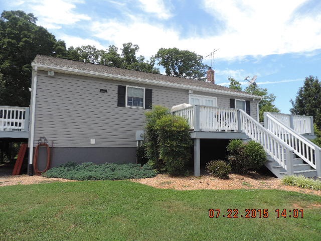 212 Maxeys Road Dillwyn, VA 23936 - Photo 3 of 20 front view of house with a yard