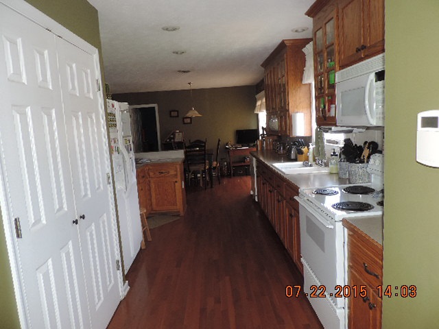 212 Maxeys Road Dillwyn, VA 23936 - Photo 6 of 20 a kitchen with lots of counter top space