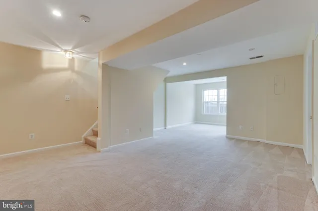 $2,695 | 16742 Sweeney Lane, Woodbridge, VA 22191