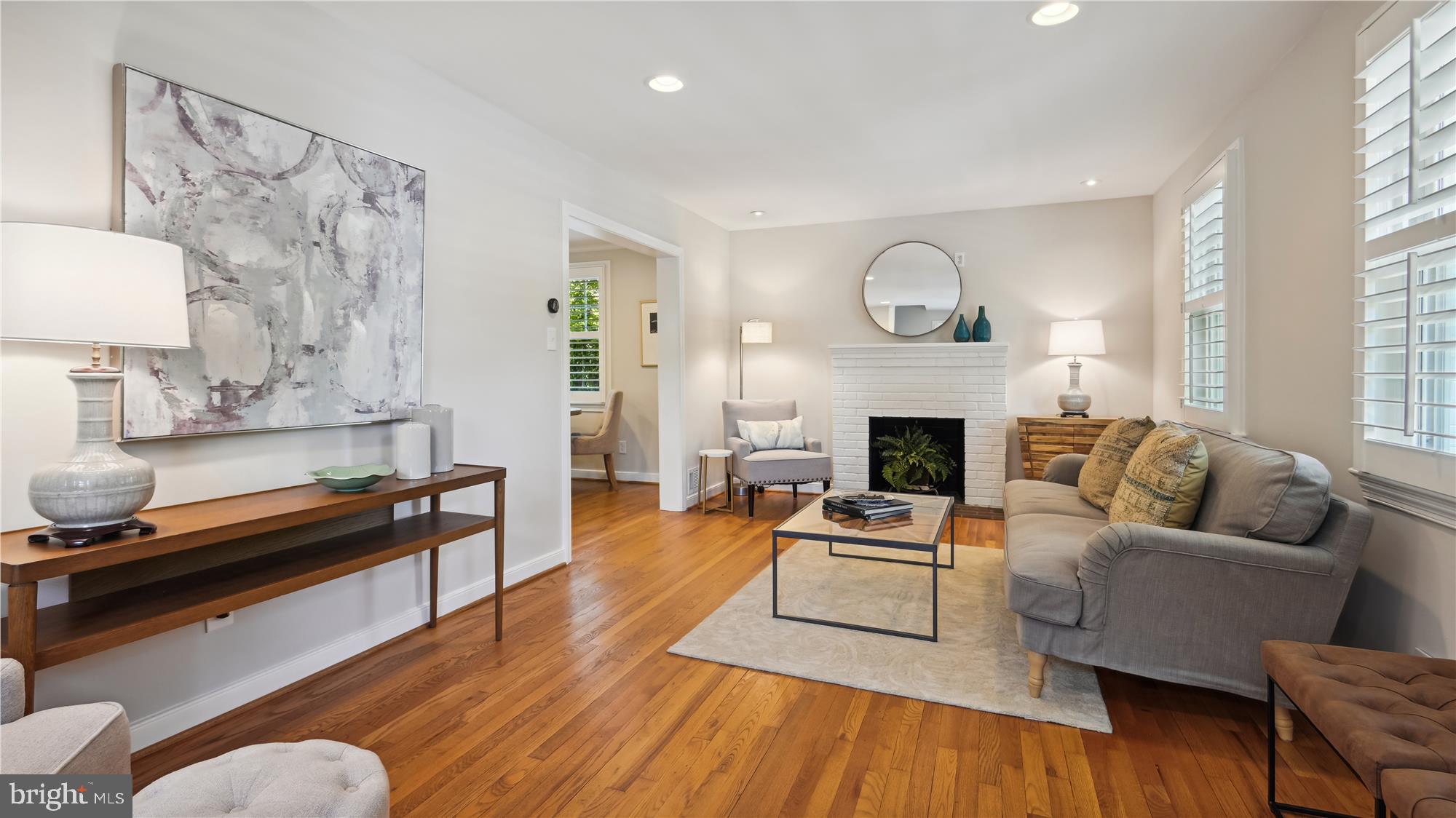 960 Patrick Henry Drive Arlington, VA 22205 - Photo 3 of 49