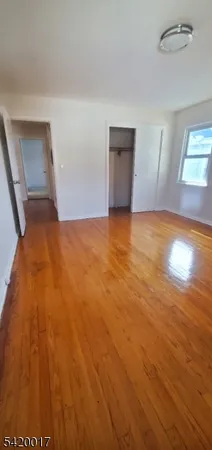$2,000 | 171 Stuyvesant Avenue, Unit 2B, Newark, NJ 07106