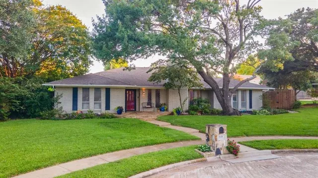 $650,000 | 2628 Dalgreen Court, Plano, TX 75075