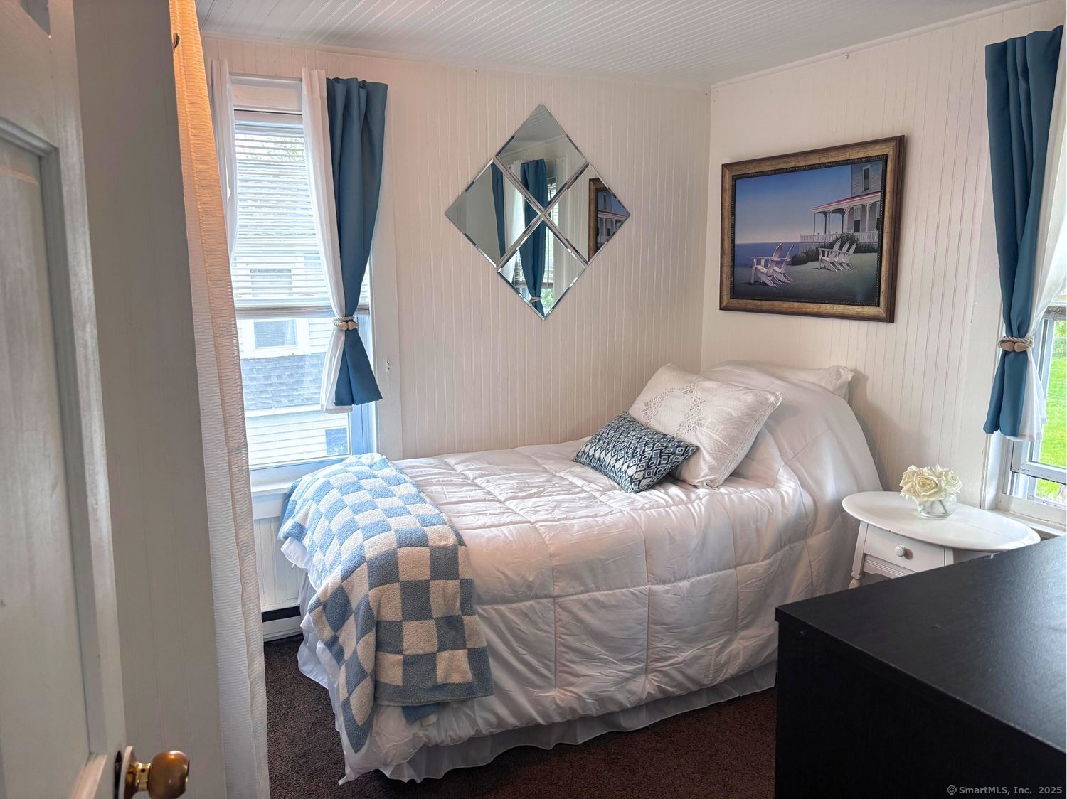 918 Fairfield Beach Road Fairfield, CT 06824 - Photo 4 of 7