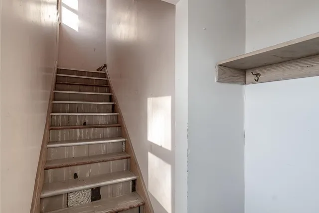 $160,000 | 341 1st Street, Frost, MN 56033