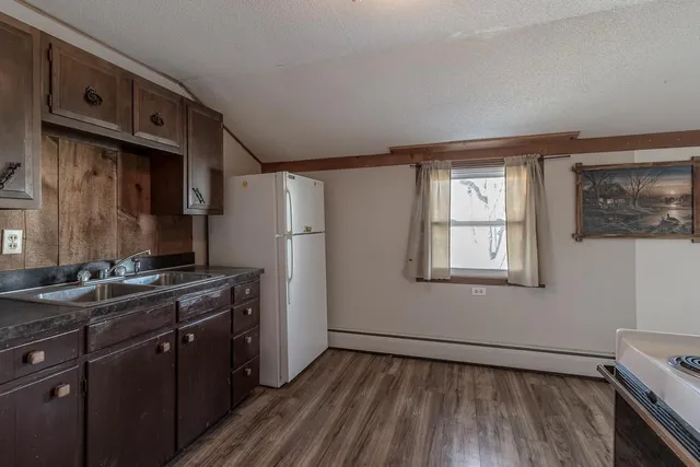 $160,000 | 341 1st Street, Frost, MN 56033