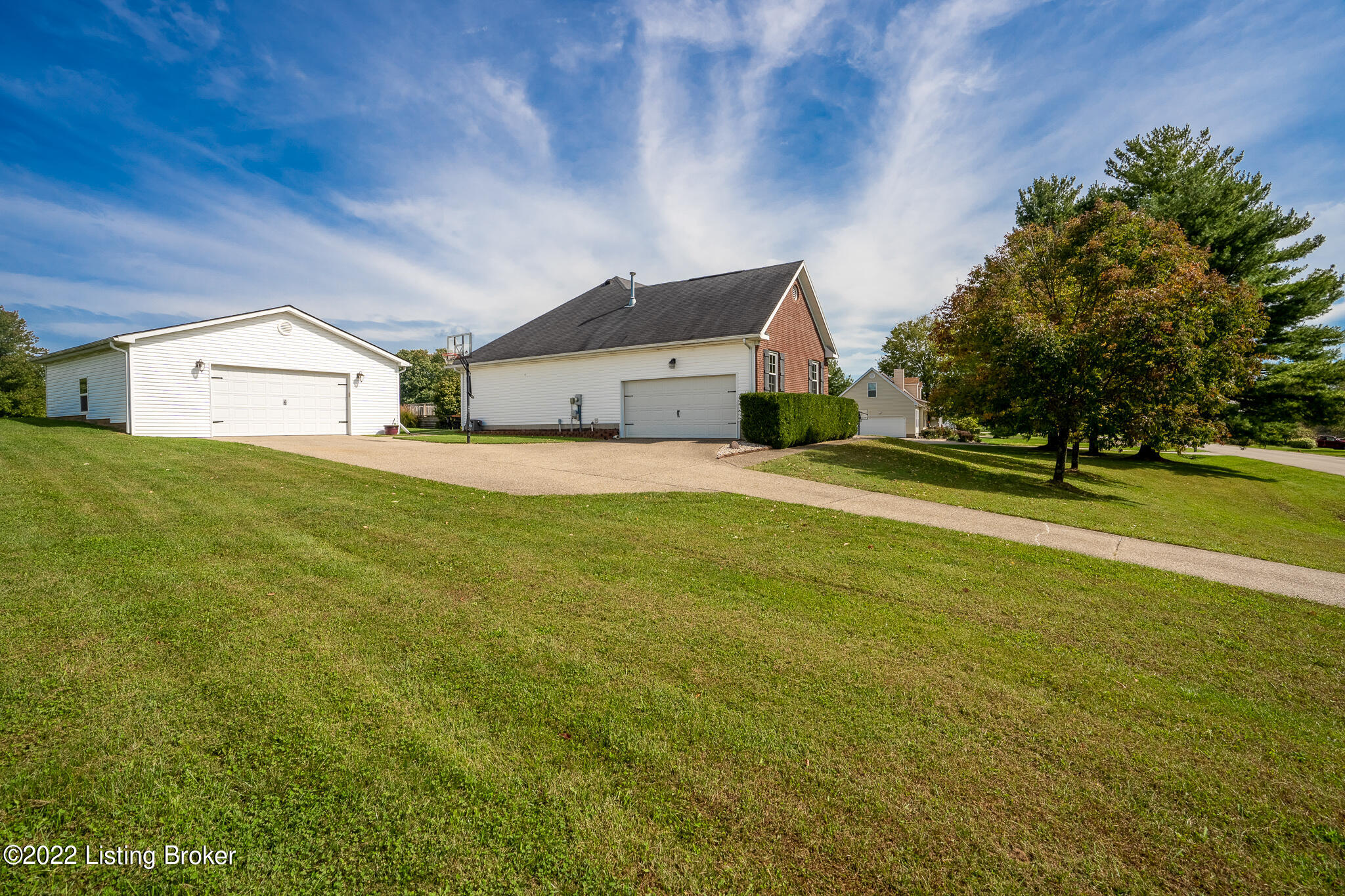 5023 Fox Run Road Buckner, KY 40010 - Photo 6 of 77 Front view of the house