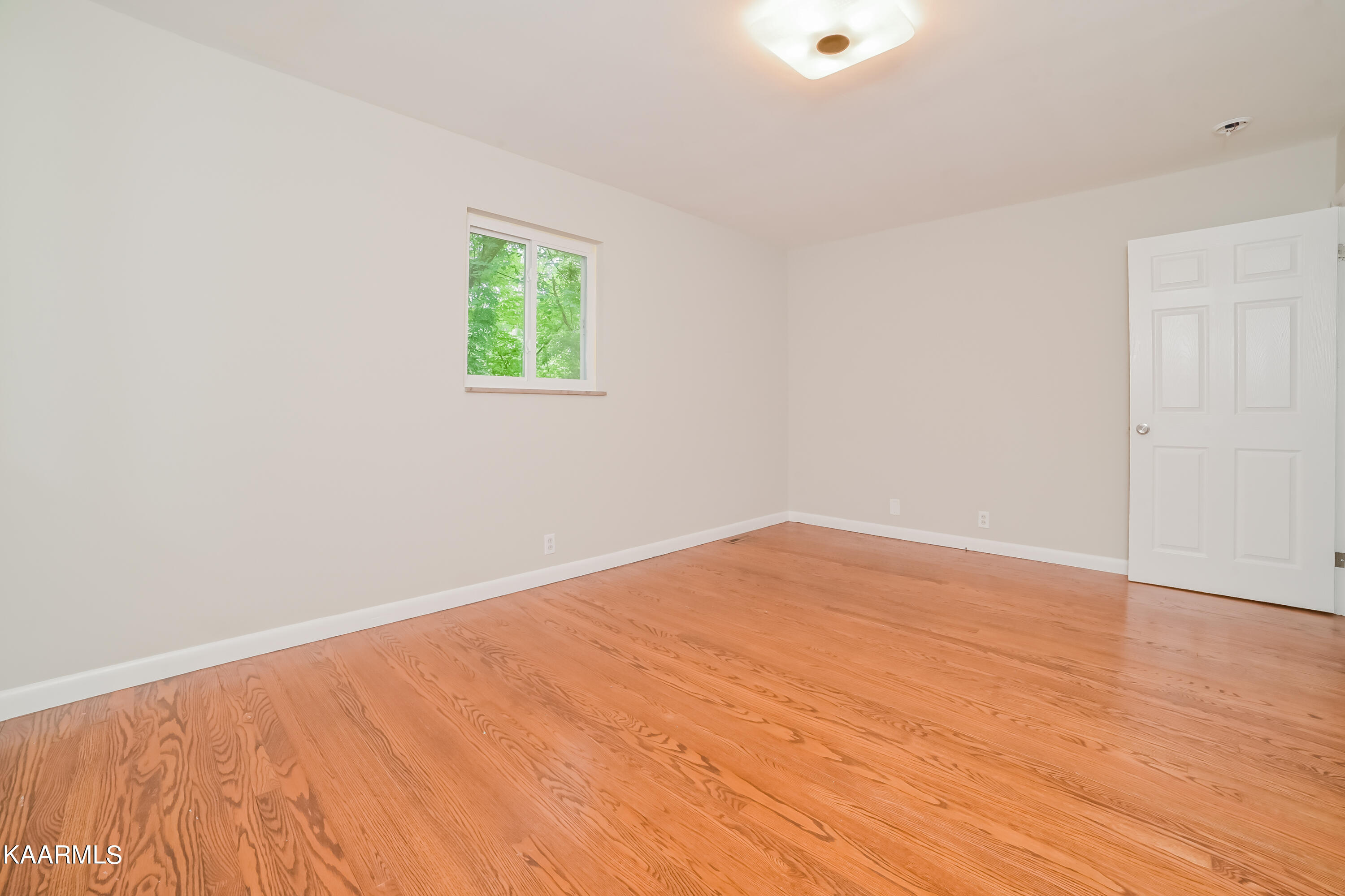 4604 Sunset Road West Knoxville, TN 37914 - Photo 12 of 27 listing_11