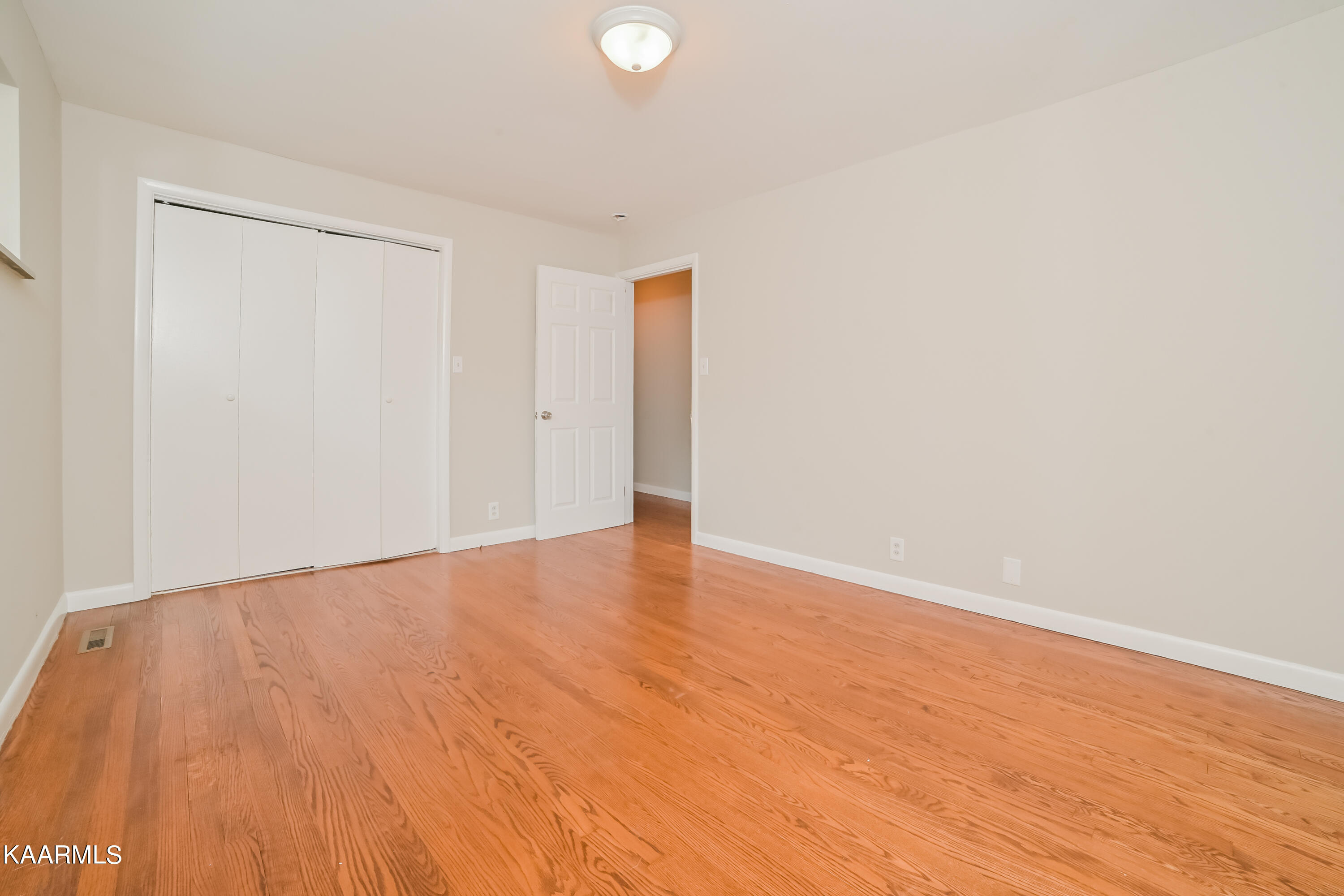 4604 Sunset Road West Knoxville, TN 37914 - Photo 13 of 27 listing_12