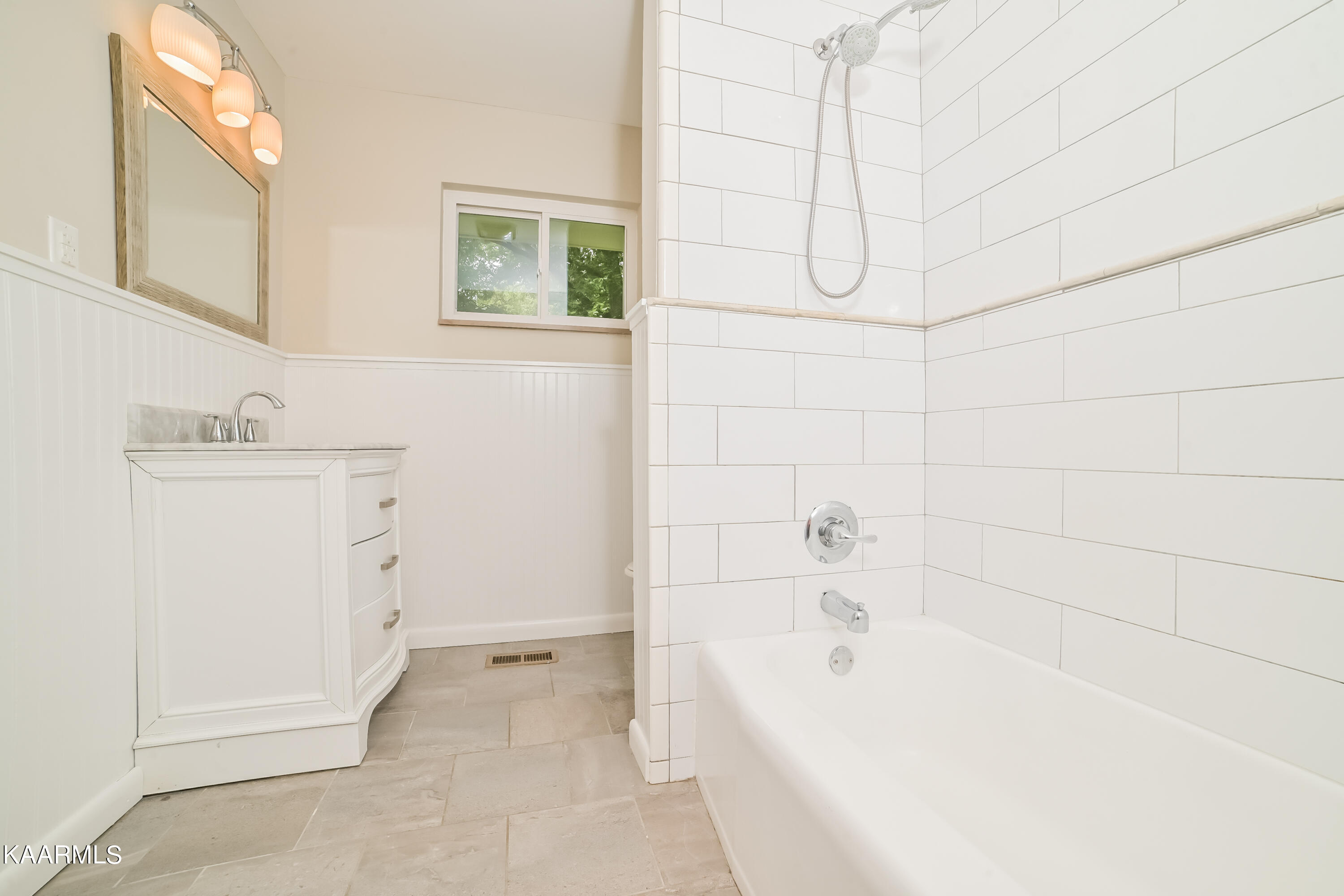 4604 Sunset Road West Knoxville, TN 37914 - Photo 10 of 27 listing_9