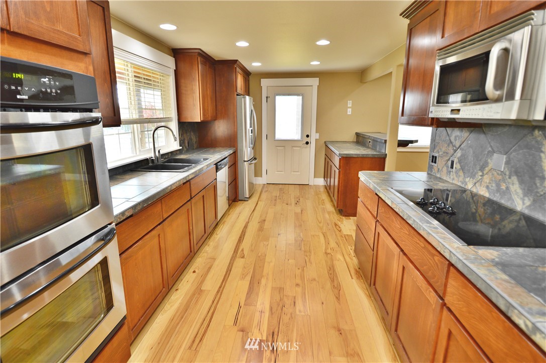 29712 Webster Road East Graham, WA 98338 - Photo 8 of 40