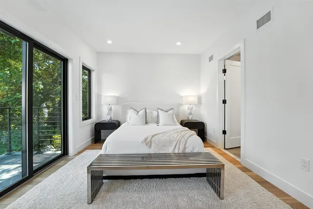 $765,000 | 28 Beacon Avenue, Unit 2A, Jersey City, NJ 07306