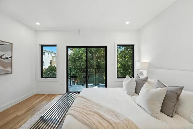 $765,000 | 28 Beacon Avenue, Unit 2A, Jersey City, NJ 07306