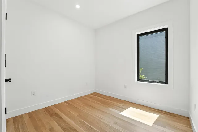 $765,000 | 28 Beacon Avenue, Unit 2A, Jersey City, NJ 07306