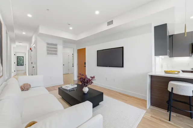 $765,000 | 28 Beacon Avenue, Unit 2A, Jersey City, NJ 07306