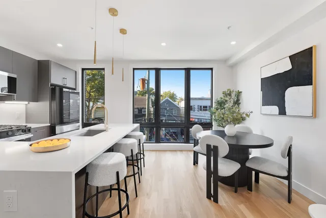 $765,000 | 28 Beacon Avenue, Unit 2A, Jersey City, NJ 07306