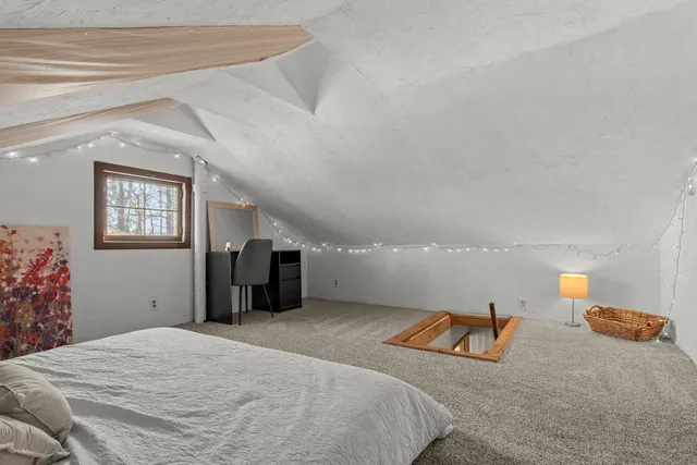 $230,800 | W6285 Harbor Lights Circle, Lyndon, WI 53011