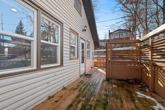 $230,800 | W6285 Harbor Lights Circle, Lyndon, WI 53011