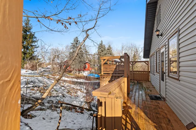 $230,800 | W6285 Harbor Lights Circle, Lyndon, WI 53011