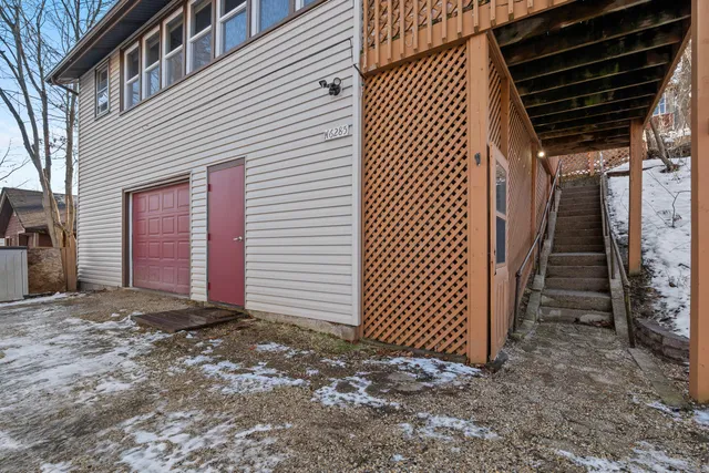 $230,800 | W6285 Harbor Lights Circle, Lyndon, WI 53011